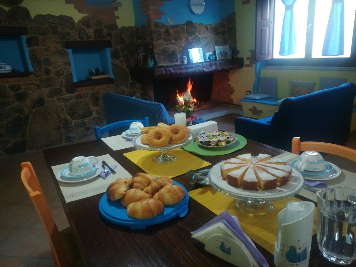 فوني B&B La Dolce Sosta الغرفة الصورة